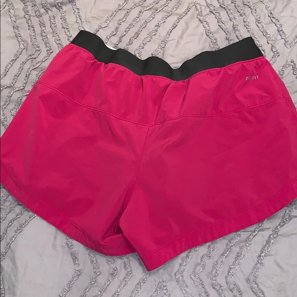 Nike pro shorts - Picture 2 of 3